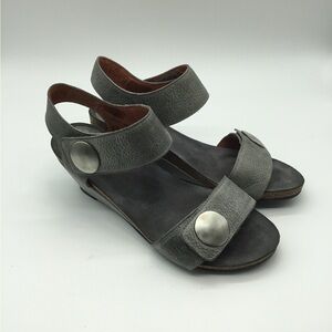 Taos Gray Carousel 3 Wedge Leather Sandal